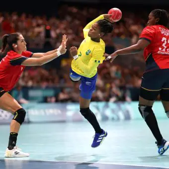 Seleção Brasileira Feminina de Handebol vence Espanha em primeiro jogo das Olimpíadas