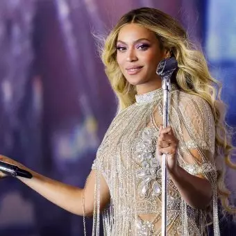 Beyoncé é eleita a maior estrela pop do século 21 pela revista Billboard