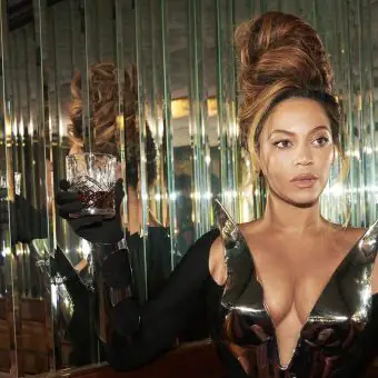 Saiba tudo sobre SirDavis, a nova linha de whisky criada pela Beyoncé