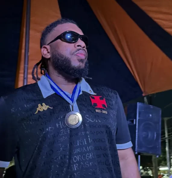 Rapper BK’ é homenageado com Medalha Tiradentes em cerimônia no Rio de Janeiro