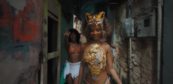 Tyla lança clipe de ‘Shake Ah’, gravado no Morro do Vidigal, no Rio de Janeiro