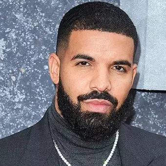 Drake compartilha vídeo de mansão inundada, após fortes chuvas no Canadá