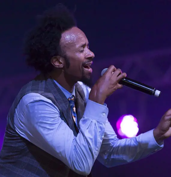 Fantastic Negrito retorna ao Brasil para show único em São Paulo