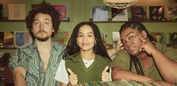 Série ‘High Fidelity’, estrelada por Zoë Kravitz, retorna ao catálogo do Disney+