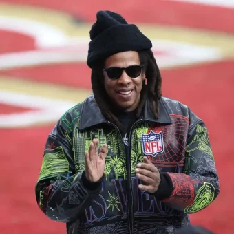 Roc Nation, de Jay Z, renova parceria com NFL para comandar shows do Superbowl