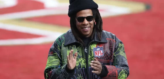 Roc Nation, de Jay Z, renova parceria com NFL para comandar shows do Superbowl