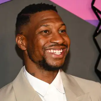 Jonathan Majors consegue seu primeiro papel no cinema desde a condenação por agressão doméstica