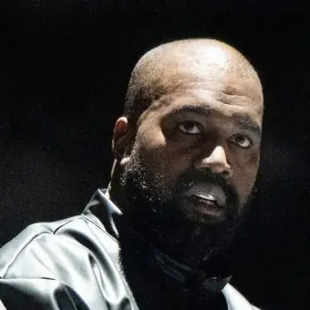 Kanye West anuncia novo álbum ‘Bully’ e estreia a música ‘Preacher Man’ em audição na China