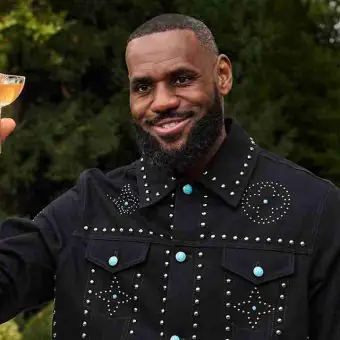 LeBron James e Hennessy lançam edição limitada de conhaque