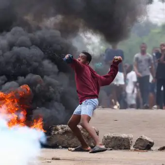 Crise política em Moçambique: assassinatos intensificam protestos contra supostas fraudes eleitorais