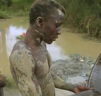 República Democrática do Congo acusa Apple de extrair minerais obtidos ilegalmente