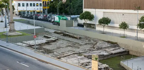 Conheça a história do Cais do Valongo