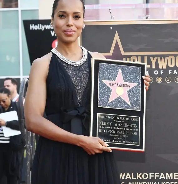 Kerry Washington é homenageada com estrela na Calçada da Fama de Hollywood