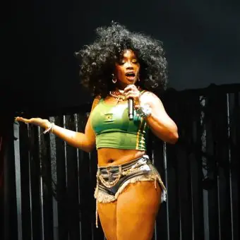 SZA anuncia pausa nos shows após finalizar a SOS Tour com 63 shows