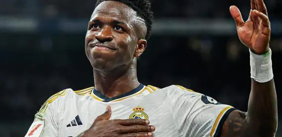 Vini Jr é eleito o melhor jogador do mundo no prêmio The Best da FIFA 2024