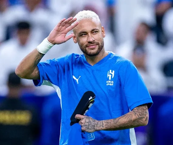 Neymar tenta rescisão com Al Hilal para voltar a jogar no Santos
