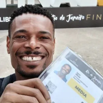 Jornalista é baleado por policial após ser confundido com criminoso no Rio de Janeiro