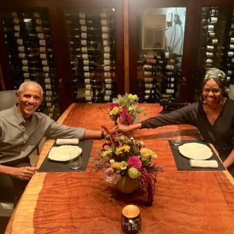 Barack e Michelle Obama trocam declarações no Dia dos Namorados em meio a rumores de separação