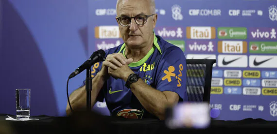 CBF decide retirar Dorival Júnior do comando da Seleção Brasileira
