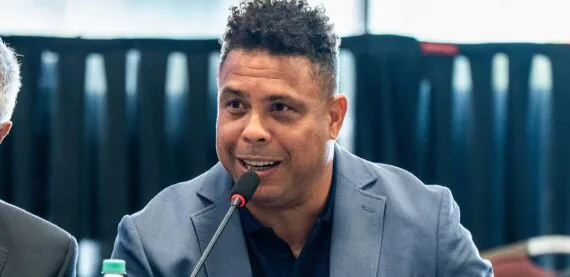 Conmebol cria força-tarefa liderada por Ronaldo para combater racismo no futebol