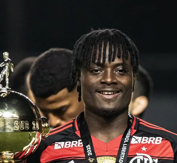 Conheça Shola Ogundana, nigeriano eleito melhor jogador da libertadores Sub-20