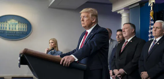 Nova York desafia governo Trump e se recusa a encerrar políticas de diversidade nas escolas públicas