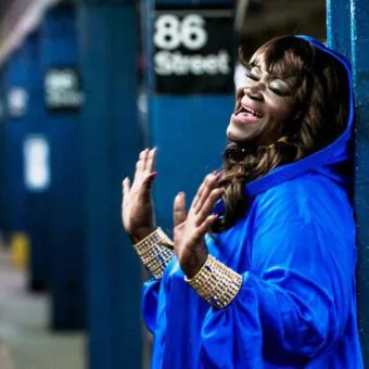 Morre Alice Tan Ridley, cantora de gospel e R&B e mãe da atriz de ‘Preciosa’