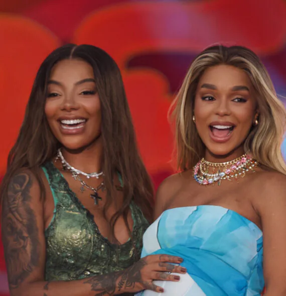 Ludmilla e Brunna Gonçalves celebram a chegada de Zuri, sua primeira filha