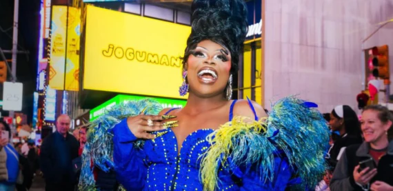 Onya Nurve, vencedora da 17ª temporada de ‘Rupaul’s Drag Race’, celebra cultura preta na arte drag