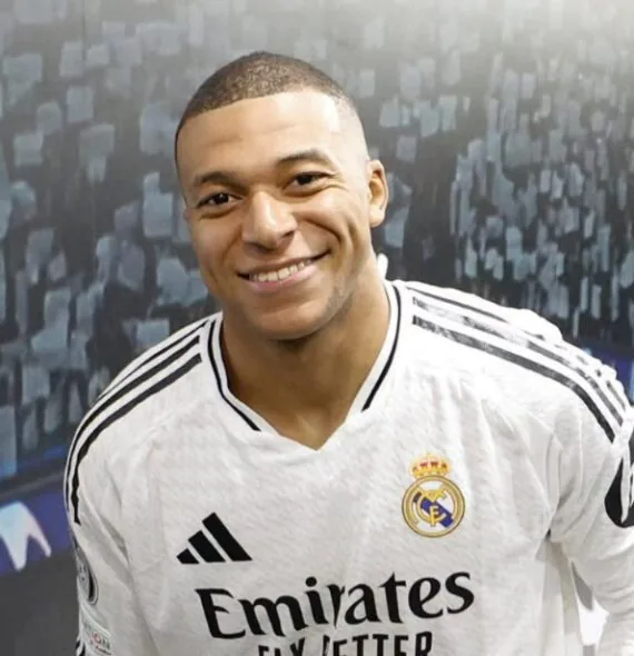 Mbappé aciona a Justiça e bloqueia R$ 363 milhões das contas do PSG