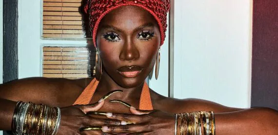 Doechii diz que álbum ‘Ctrl’, de SZA, a ajudou a sair de relacionamento abusivo; entenda