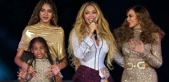 Beyoncé homenageia mãe em show da ‘Cowboy Carter tour’ e filha caçula, Rumi, rouba a cena