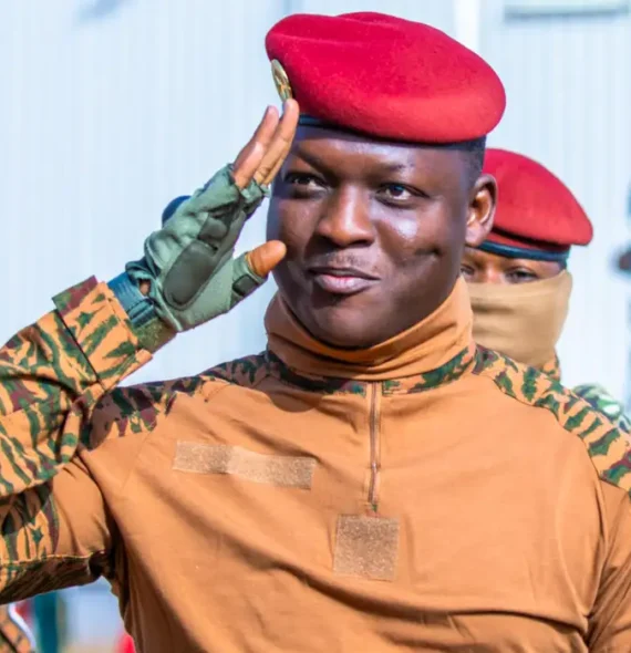 Burkina Faso inaugura mausoléu monumental em homenagem a Thomas Sankara