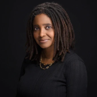 Tracy K. Smith chega ao Brasil para encontros com leitores em SP e RJ