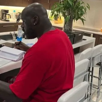 Shaquille O’Neal, lenda da NBA, está estudando para se tornar um psicólogo no desportivo