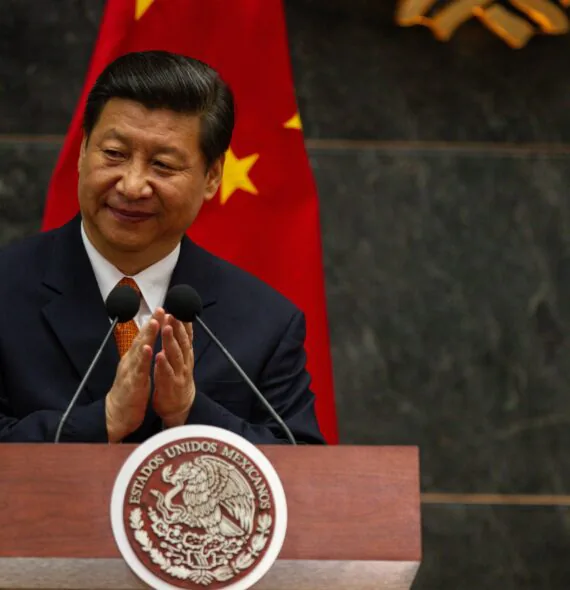 China promete eliminar tarifas para 53 países africanos em novo acordo econômico