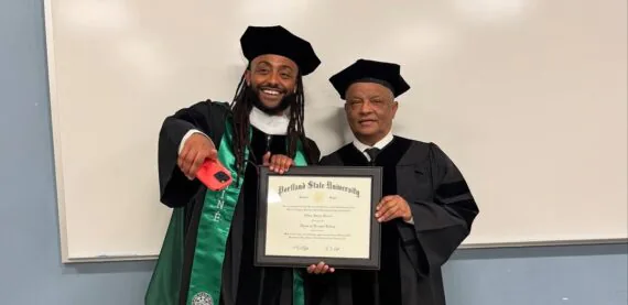 Aminé recebe diploma honorário em Universidade e dedica ao pai: “O melhor presente de dia dos pais”