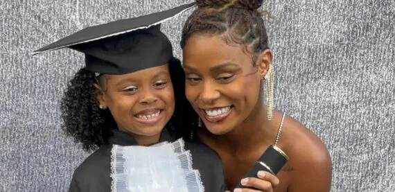 Filha de Rebecca completa 8 anos e recebe homenagem especial da cantora
