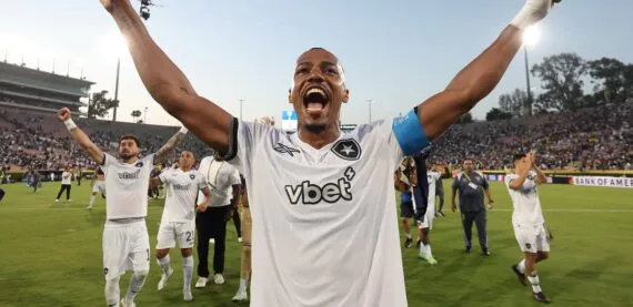 Botafogo faz história ao vencer o PSG na Copa do Mundo de Clubes e repercute na imprensa internacional