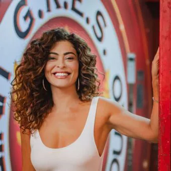 Juliana Paes é a nova rainha de bateria da Viradouro (RJ)